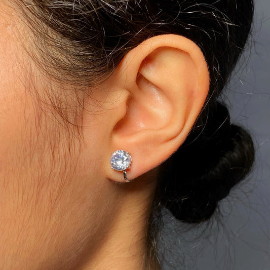 arete dormilona blanco zirconia