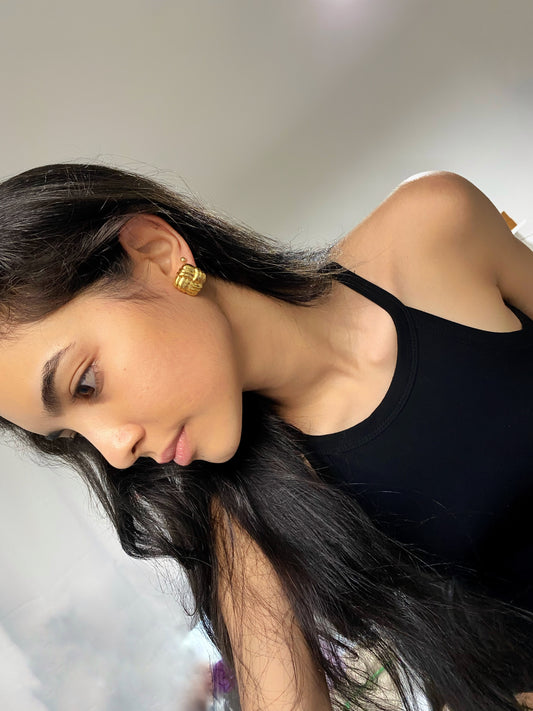 Aretes de nudo cuadrado