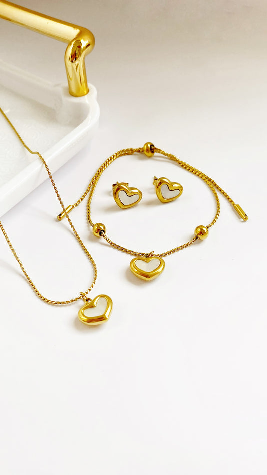 Cadena con corazón con nácar