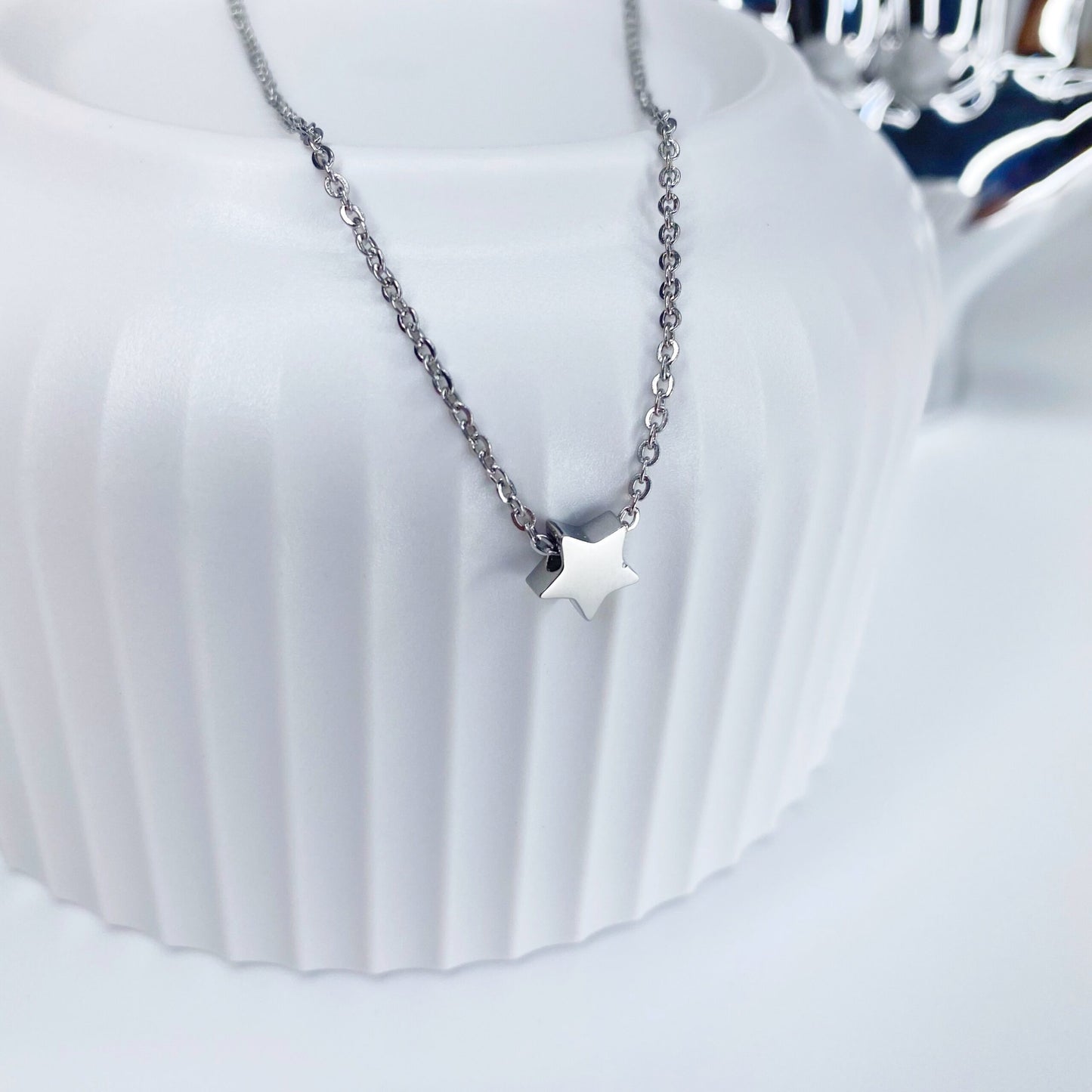 Cadena con mini estrella