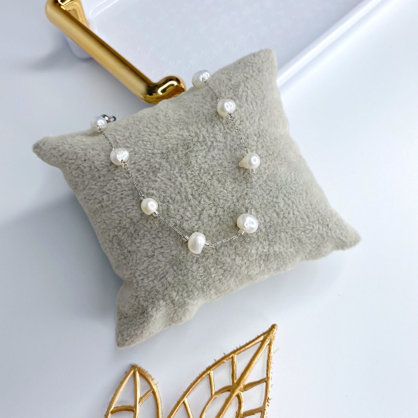 Pulsera de perlas de rio