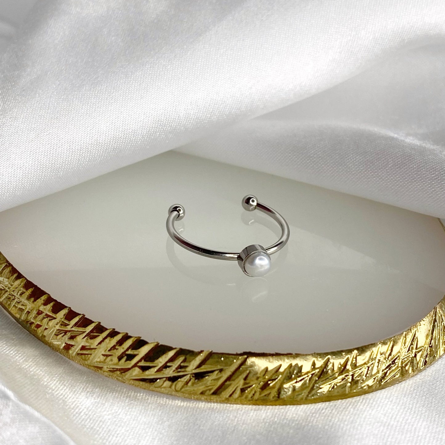 Anillo de perla de río