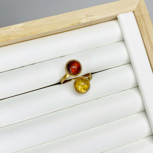 Anillo con doble ámbar