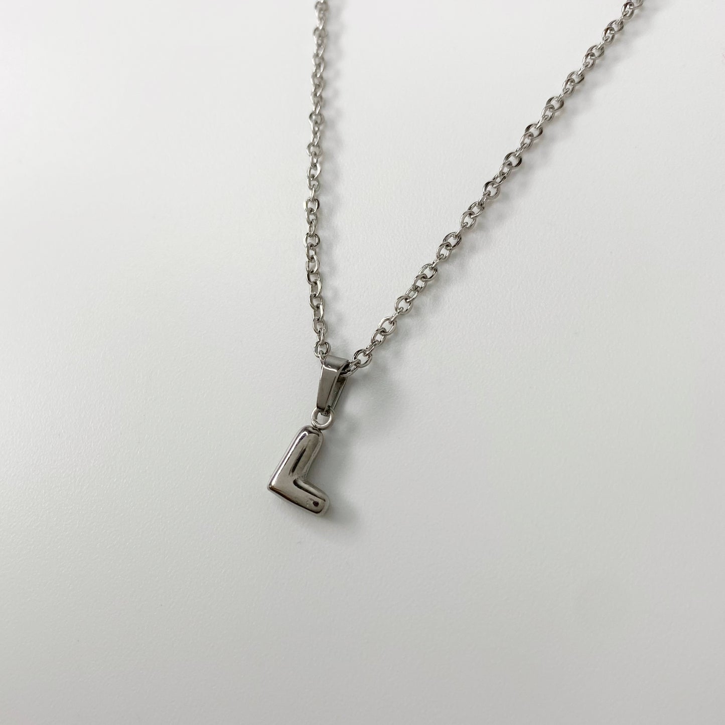 Cadena con letra burbuja