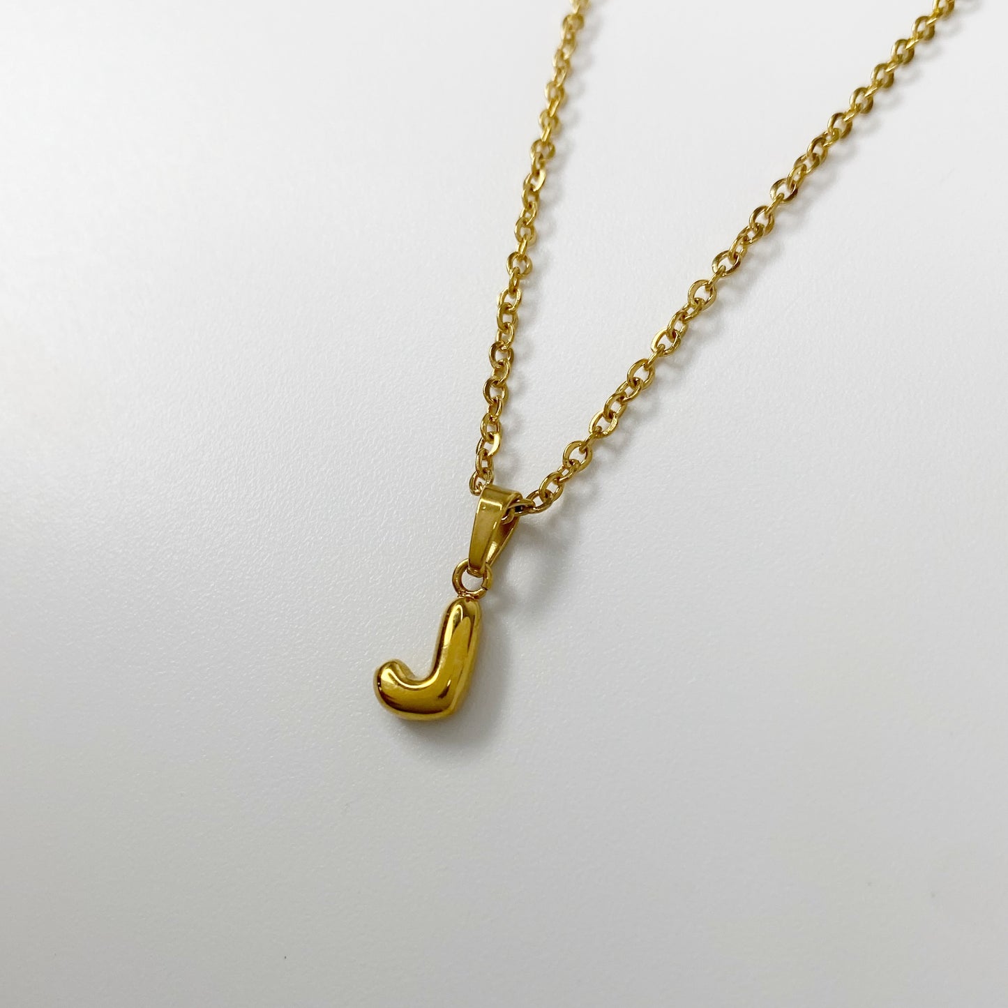 Cadena con letra burbuja