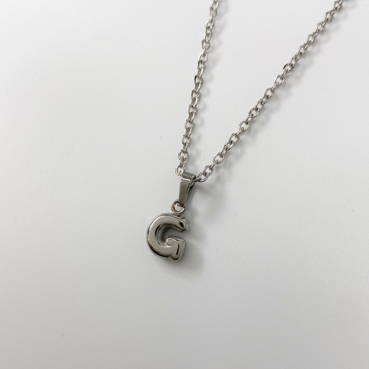 Cadena con letra burbuja