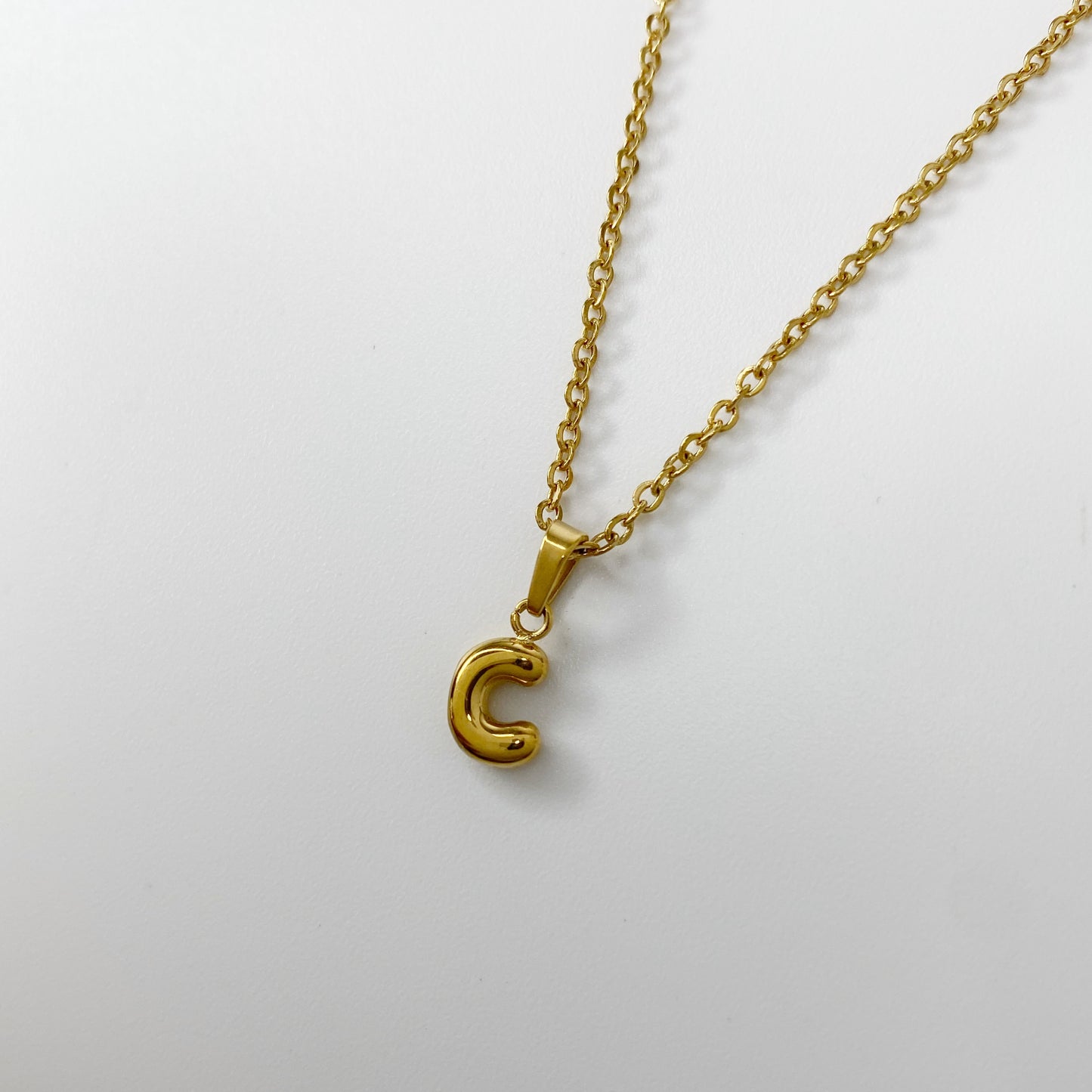 Cadena con letra burbuja