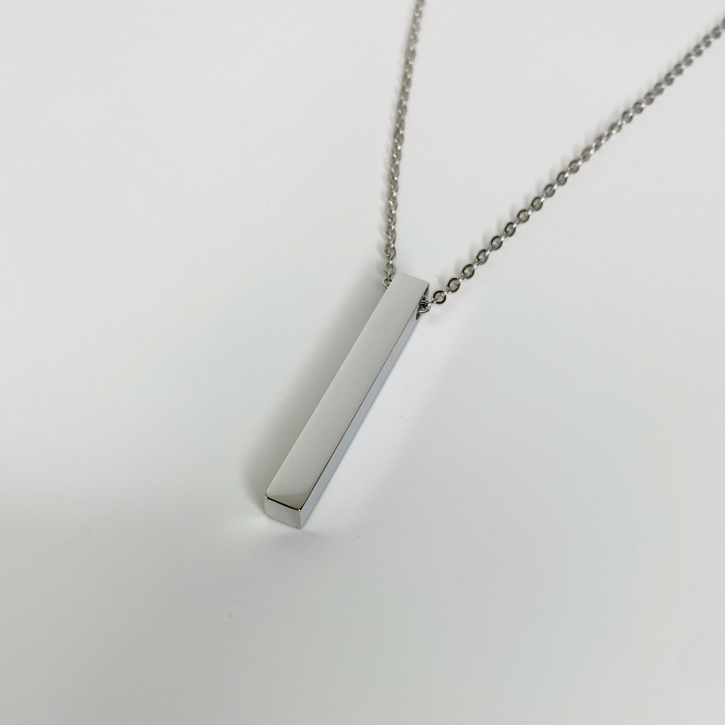 Cadena con barra personalizada