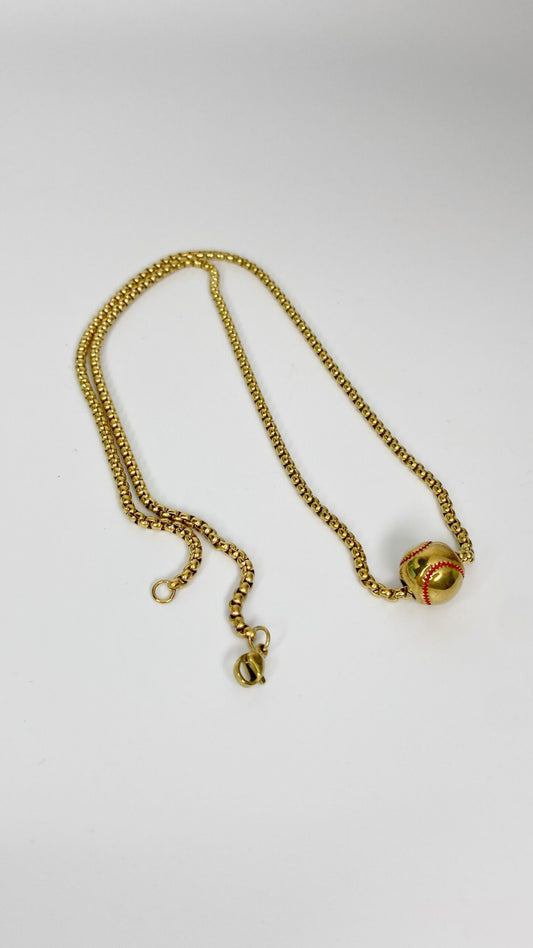 Cadena con bola de béisbol