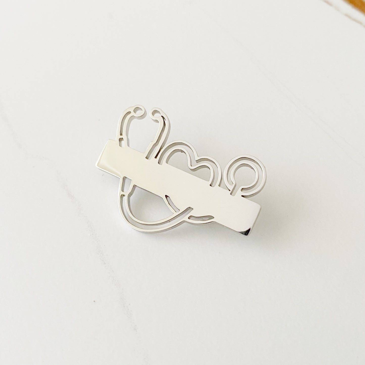 Broche médico personalizado