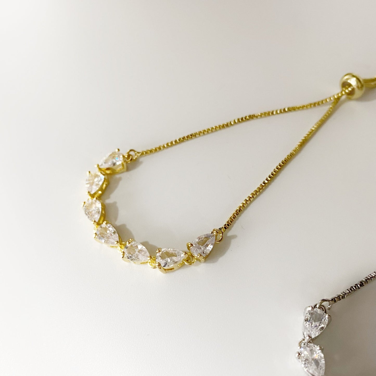 Pulsera de hojas con zirconias