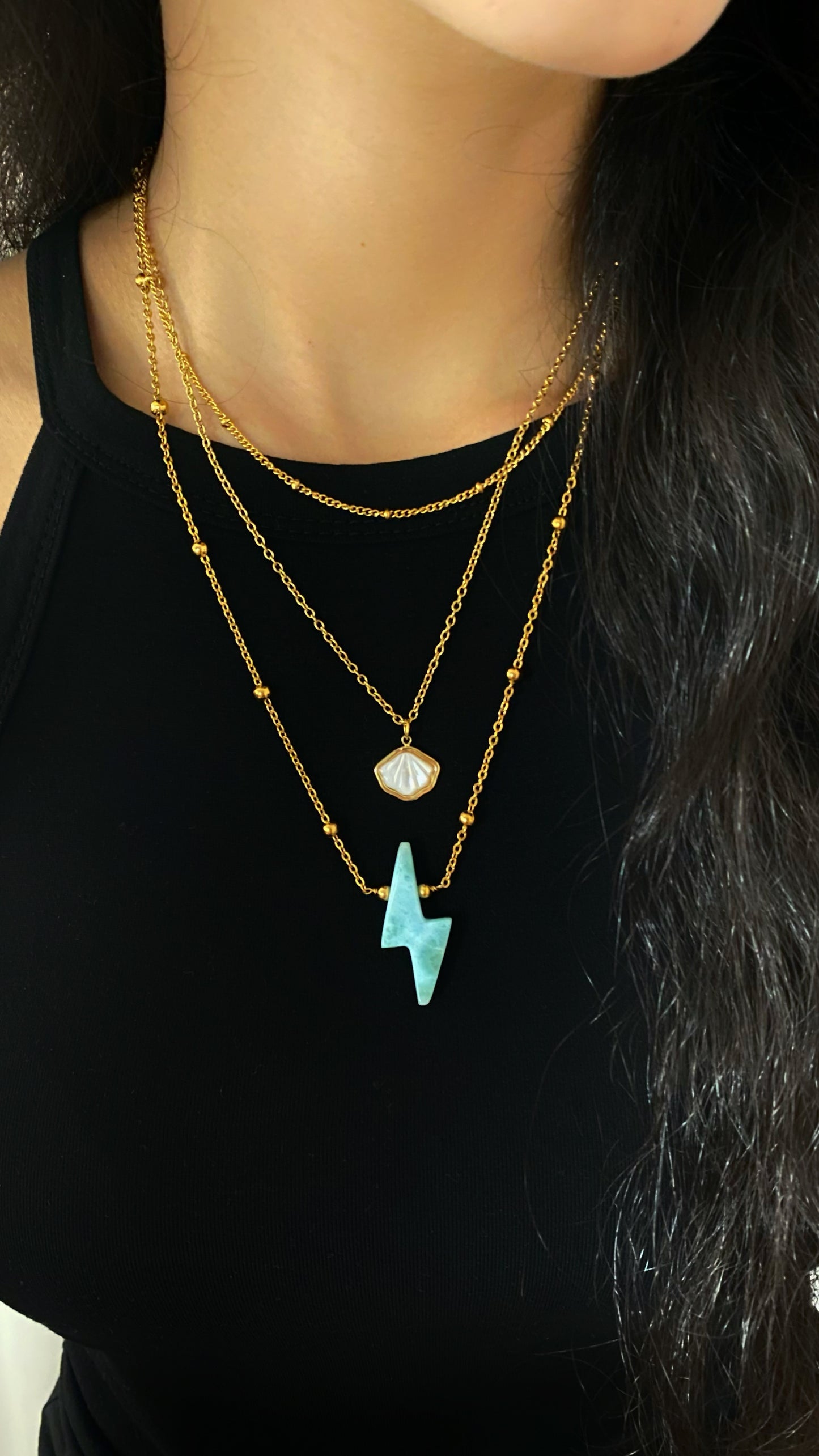 Cadena doble con concha de nácar