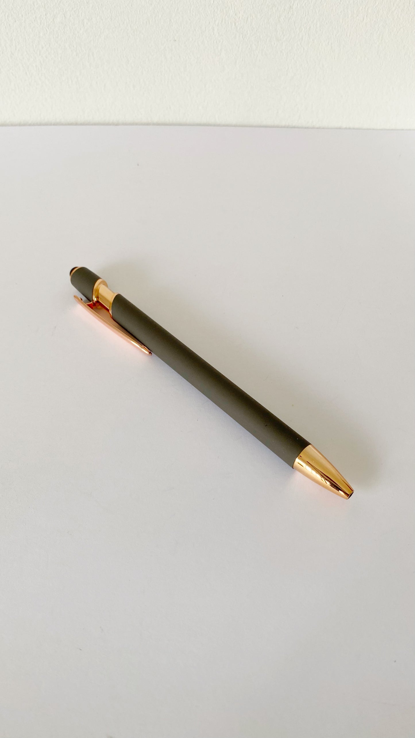 Lapicero con lápiz capacitivo de colores y rose gold