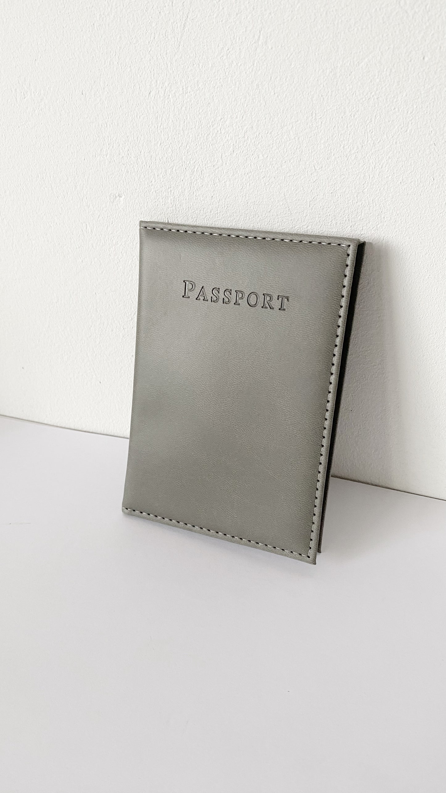 Porta pasaporte personalizado