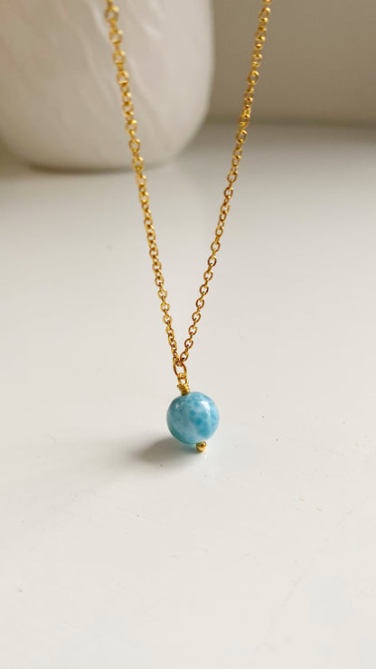 Cadena con bola de larimar