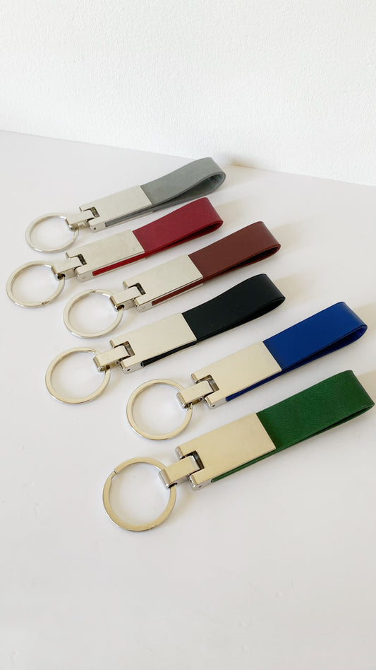 Llavero de piel y acero personalizado
