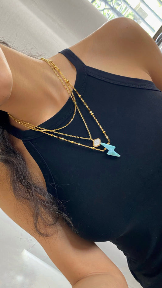 Cadena doble con concha de nácar