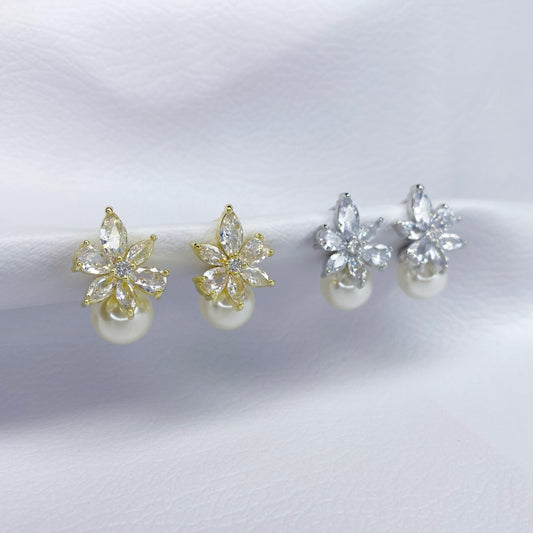 arete blanco zirconia flor perla