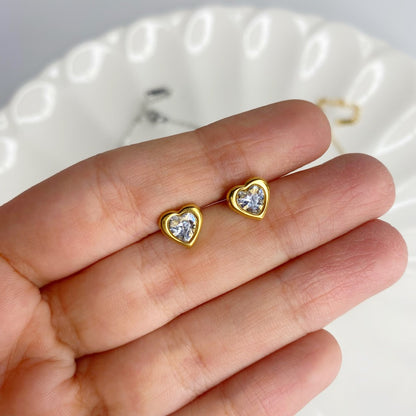 Set de corazón con zirconia