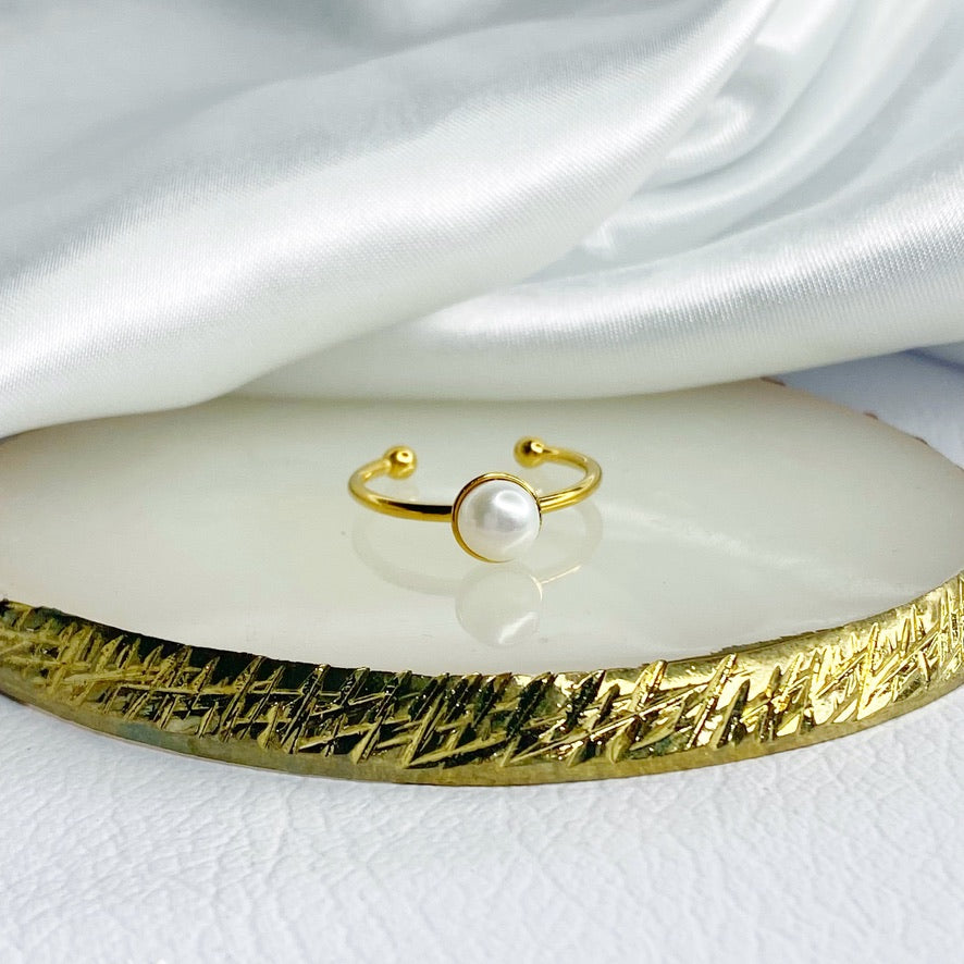 Anillo de perla de rio