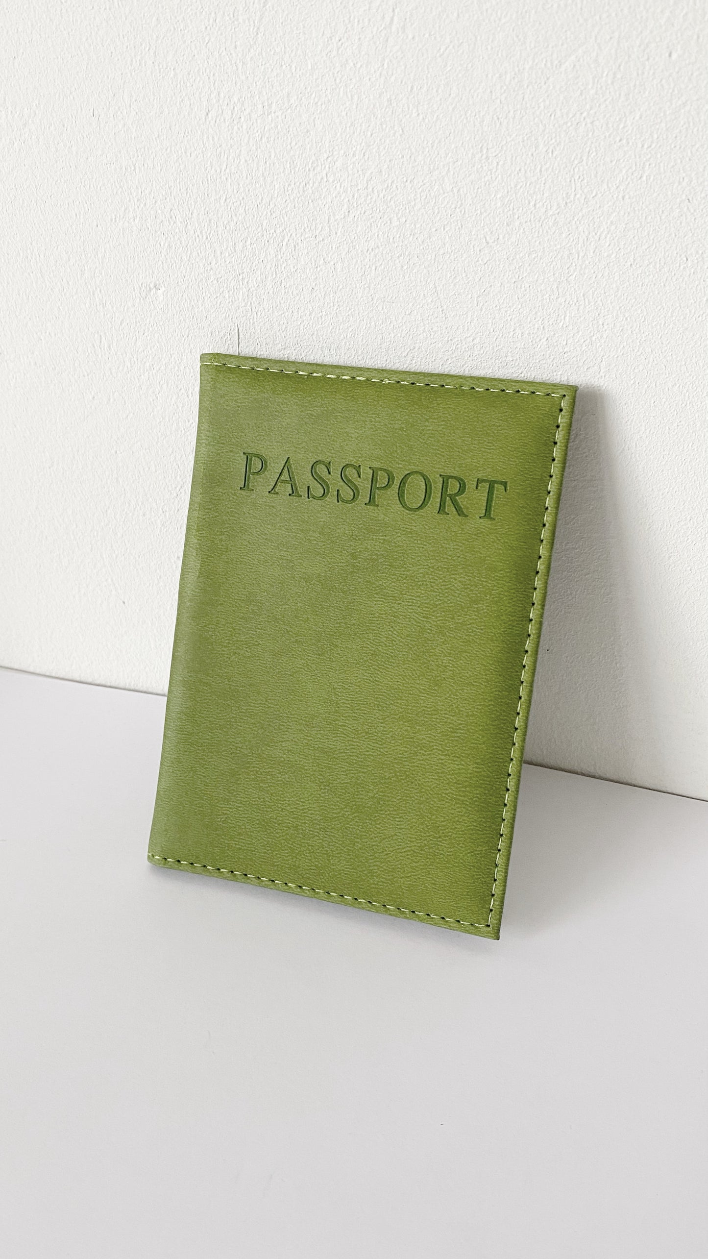Porta pasaporte personalizado