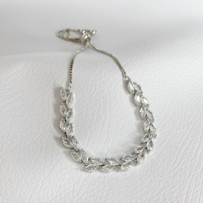 Pulsera de hojas con zirconias