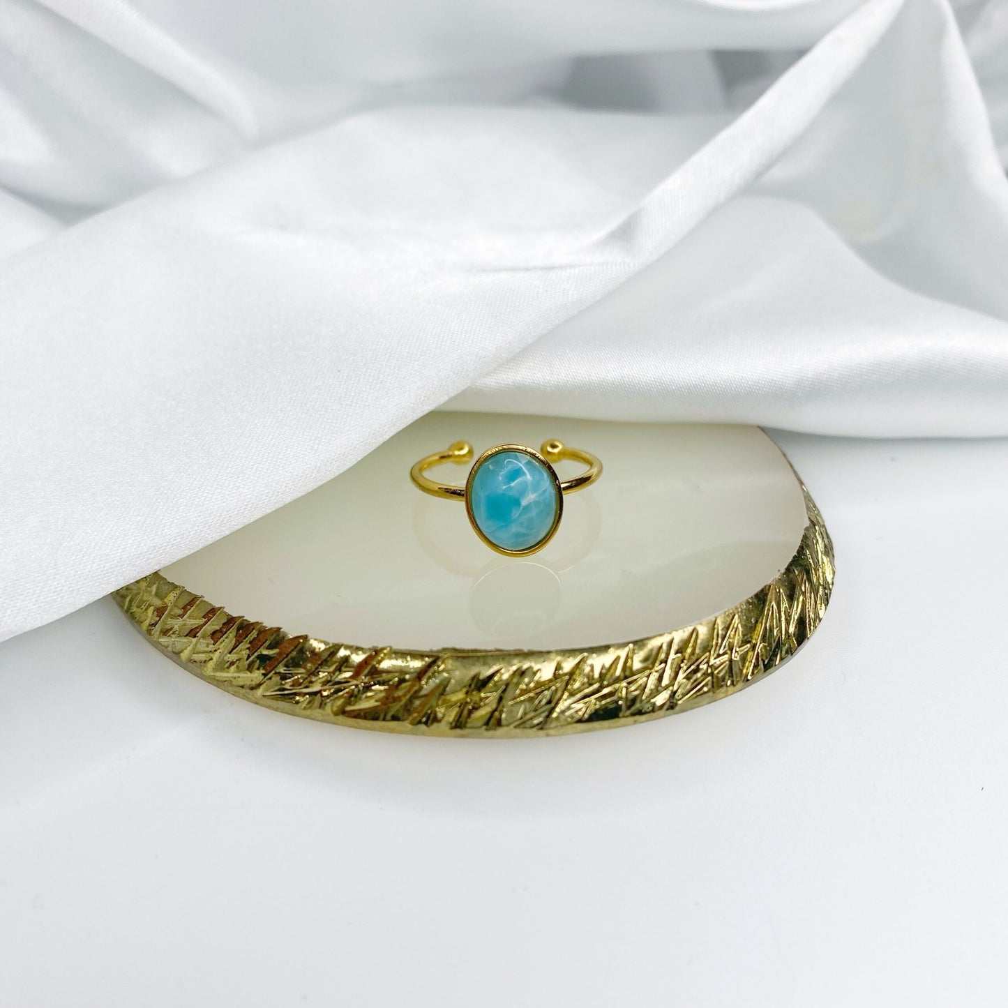 Anillo de larimar
