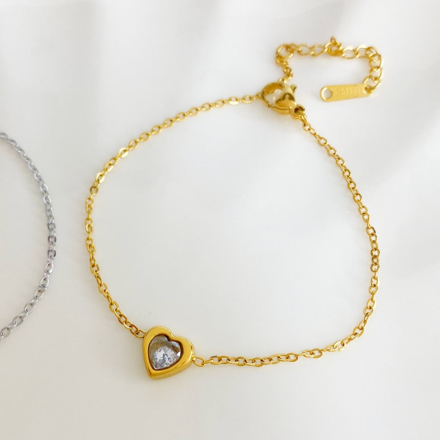 Set de corazón con zirconia