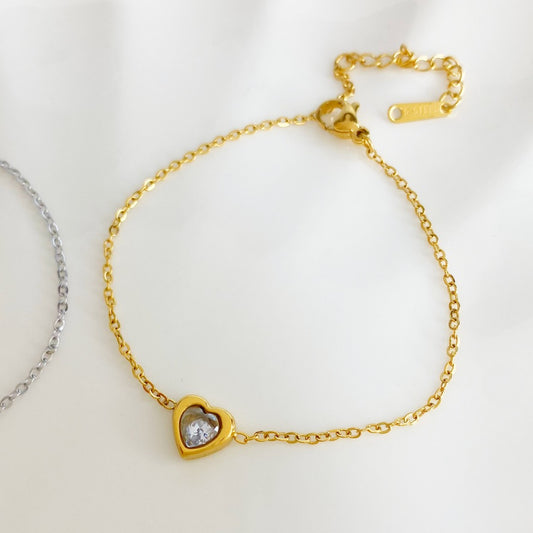 Pulsera con corazón y zirconia