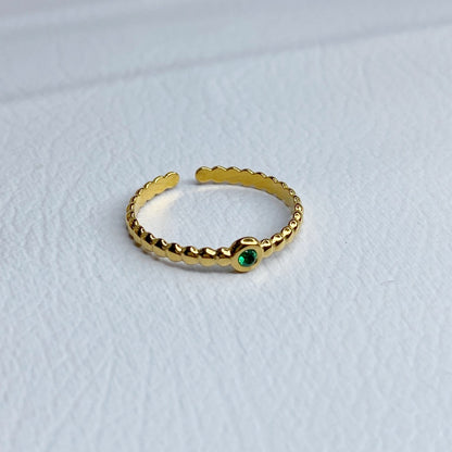 Anillo de zirconia con bolitas