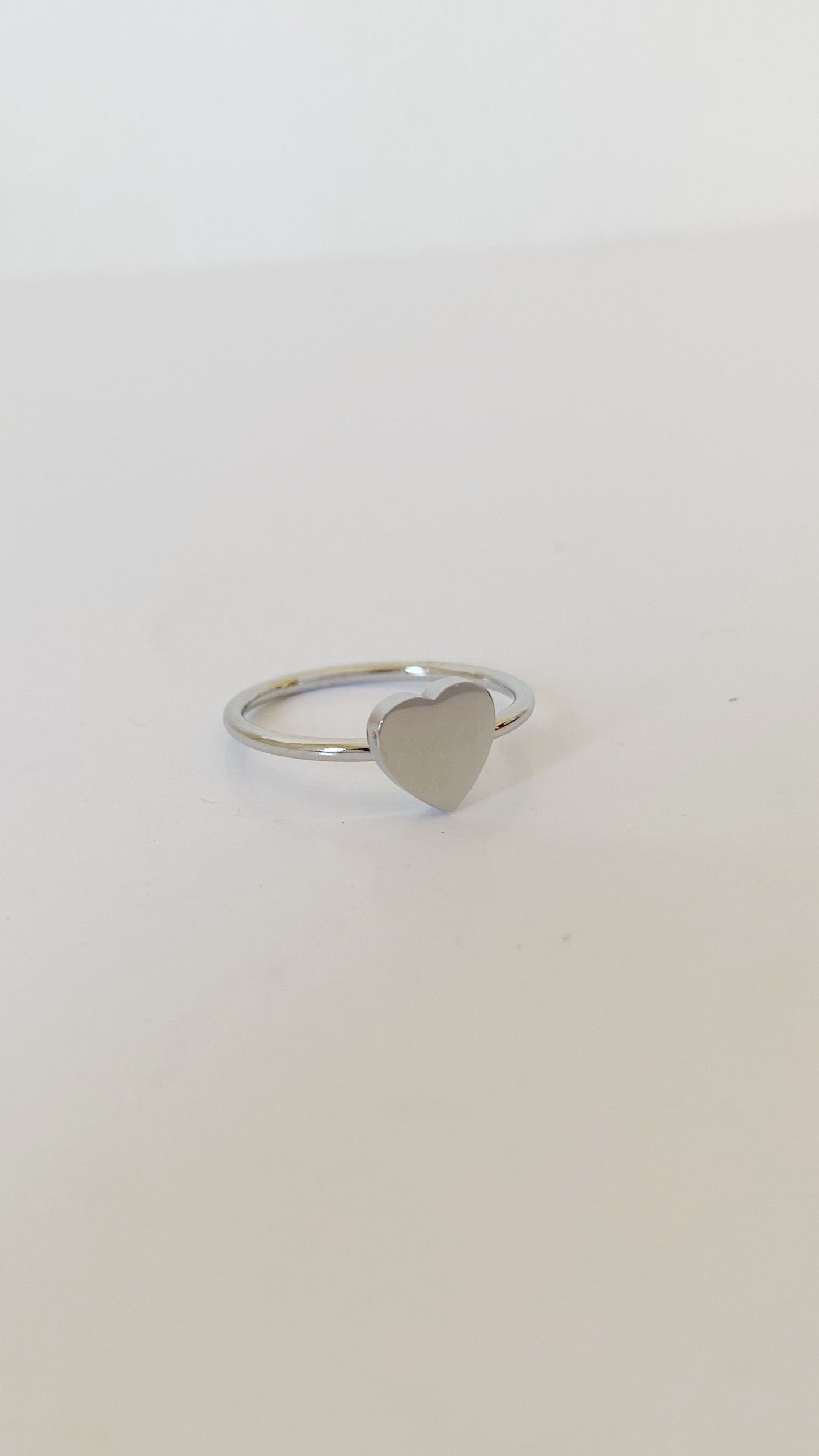 Anillo con corazon personalizado
