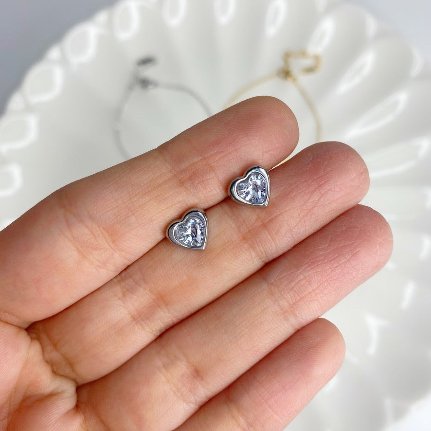 Set de corazón con zirconia