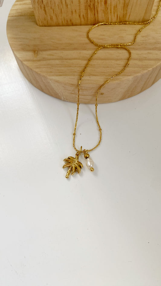 Cadena con palmera y perla