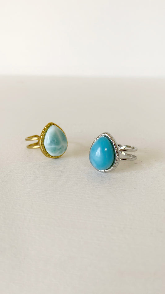 Anillo de gota de larimar