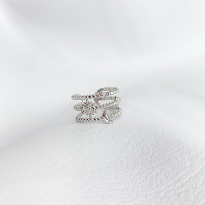 Anillo triple con luna, sol y estrellas