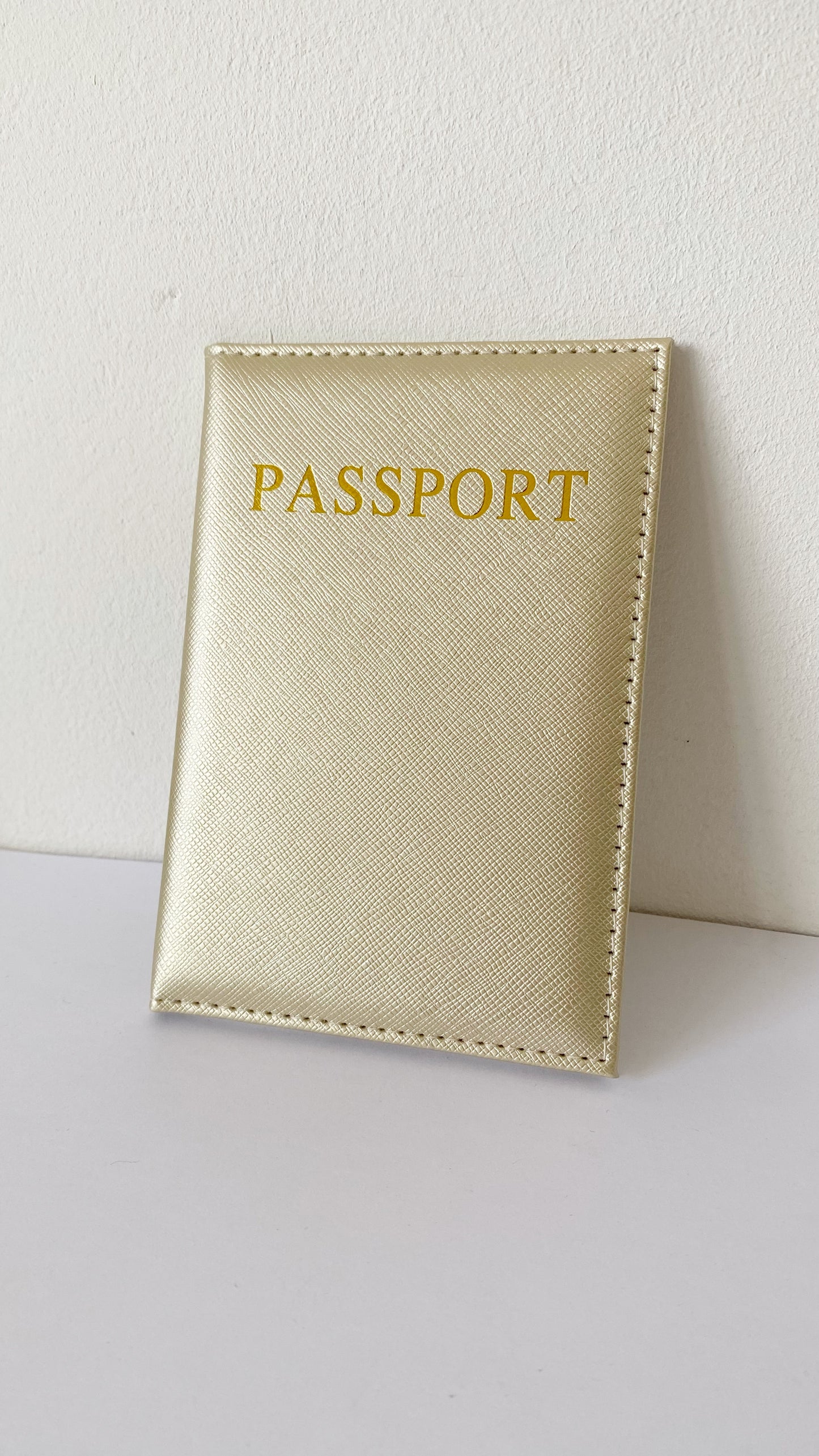 Porta pasaporte personalizado