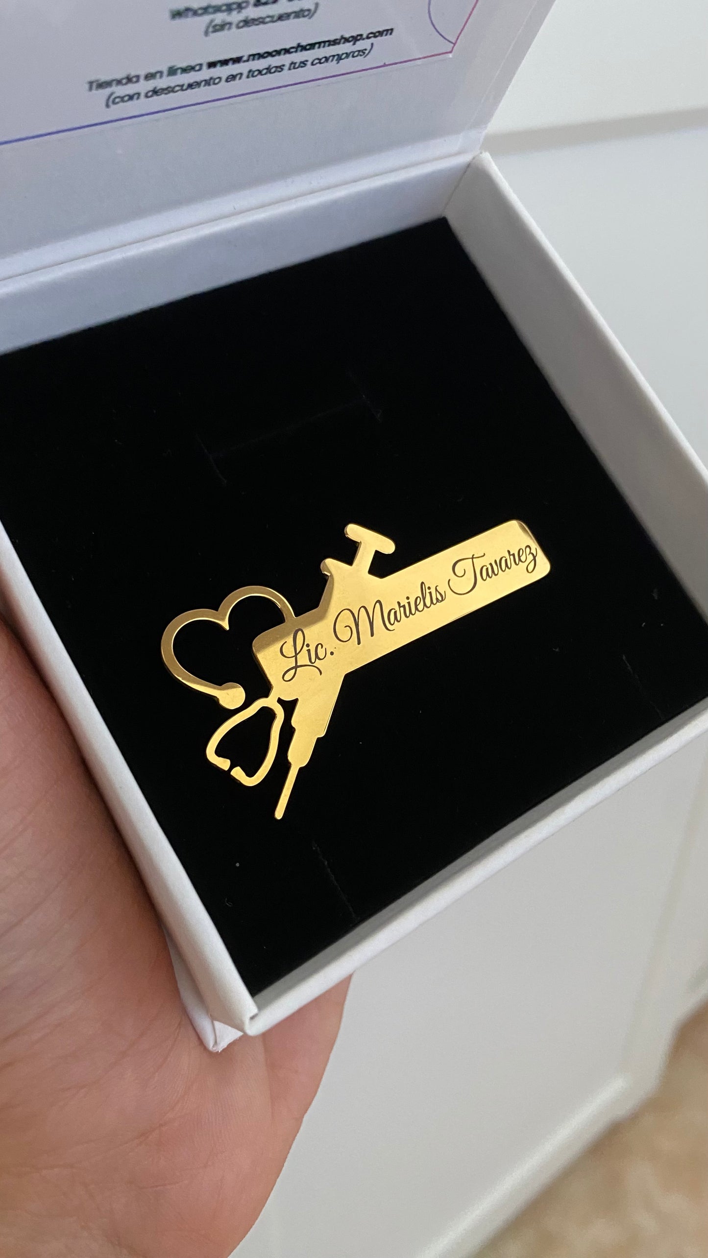 Broche enfermería personalizado
