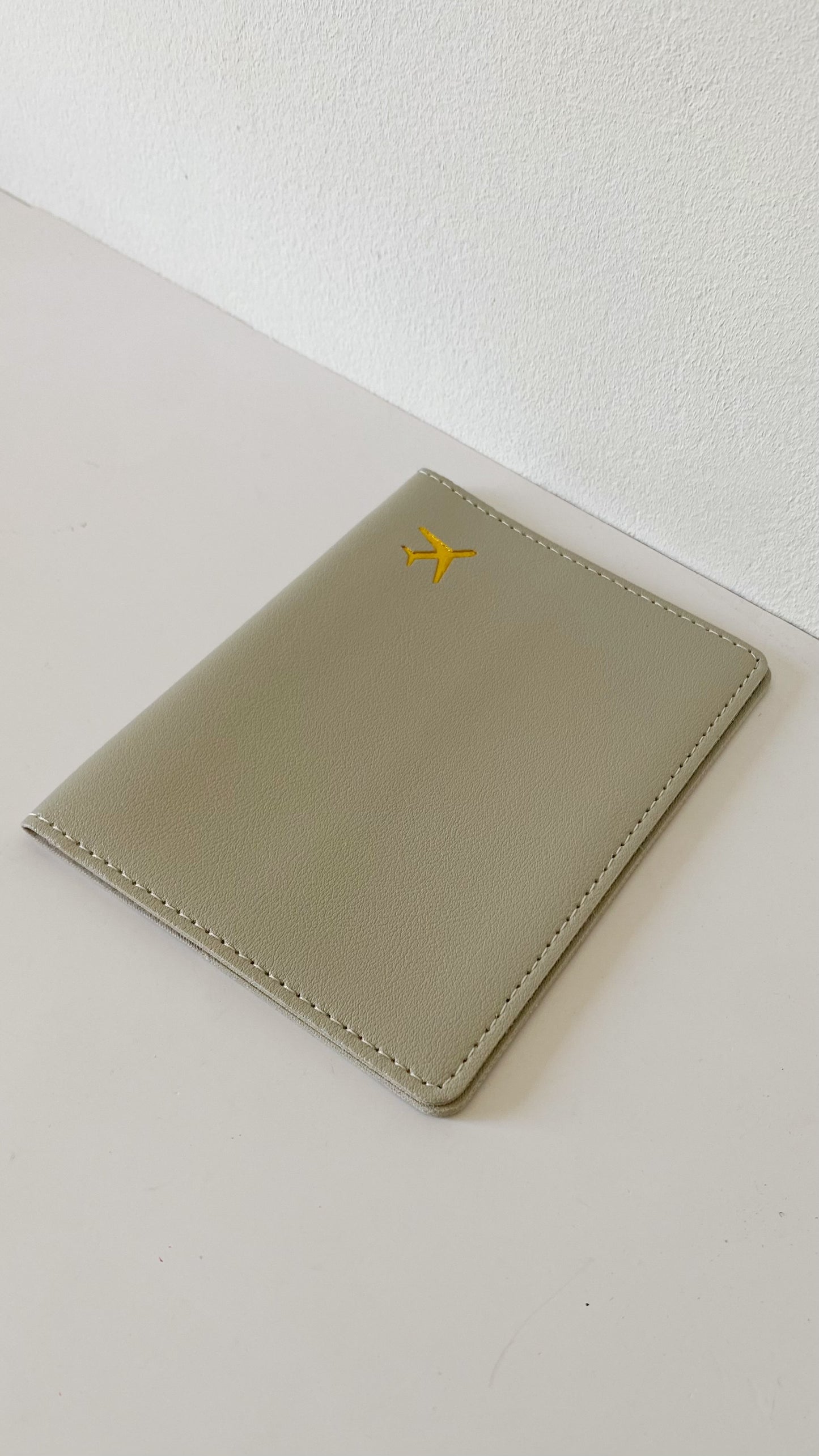 Porta pasaporte personalizado