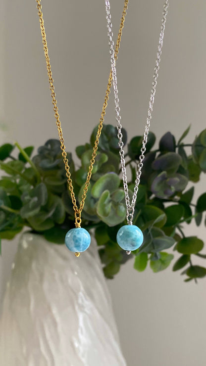 Cadena con bola de larimar