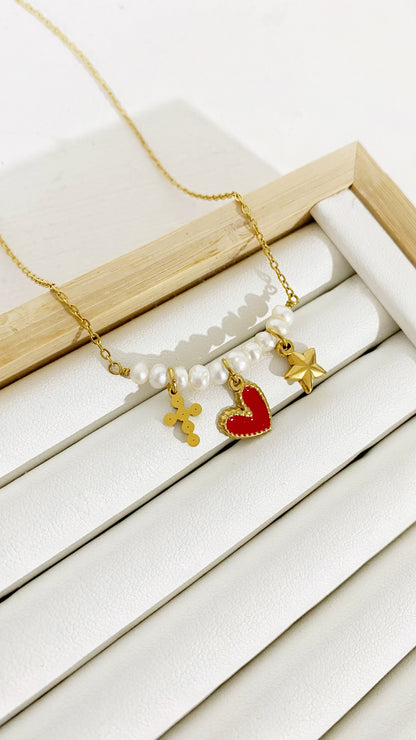 Cadena con cruz, corazón y estrella con perlitas de rio