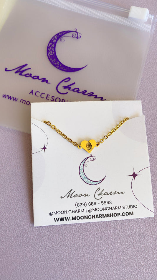 Pulsera con placa de corazón personalizado