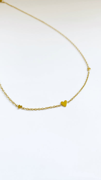 Cadena con corazones