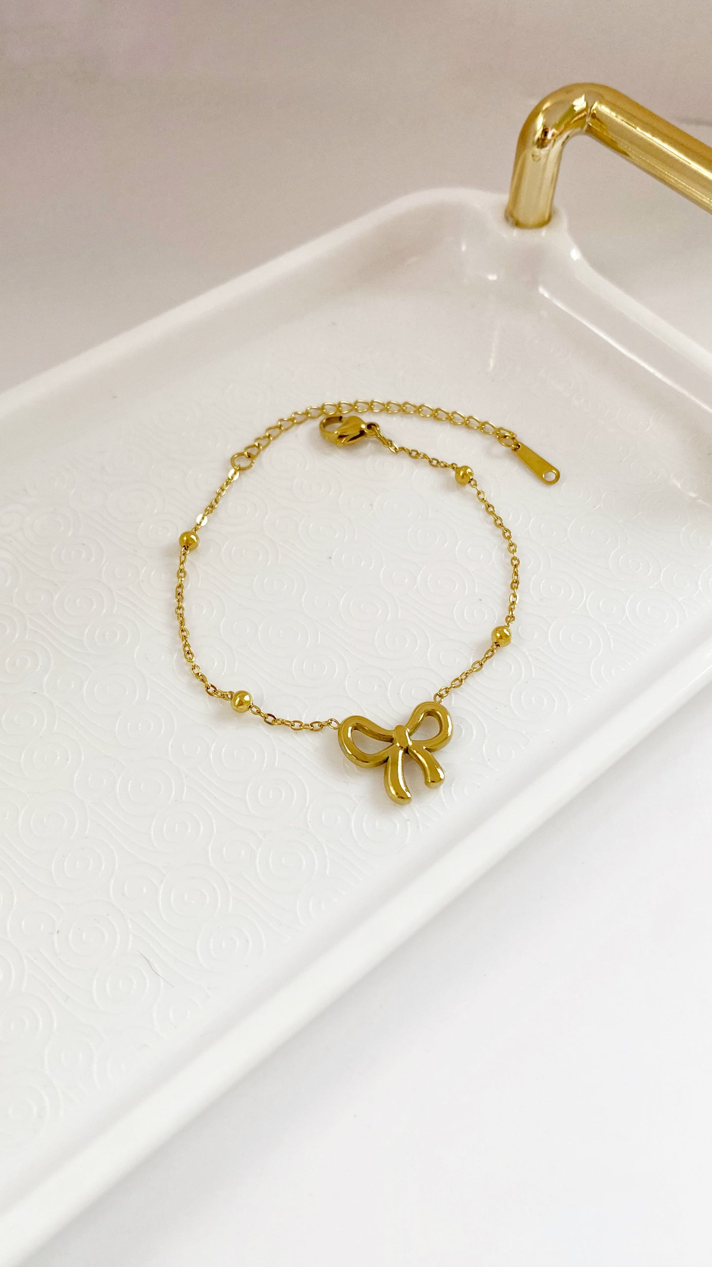 Pulsera con lazo