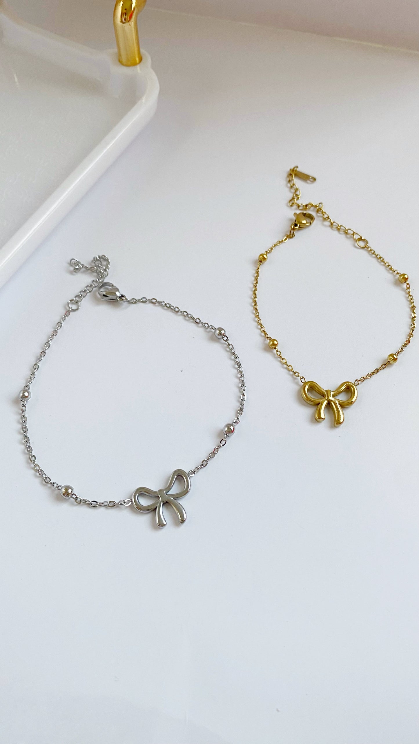 Pulsera con lazo