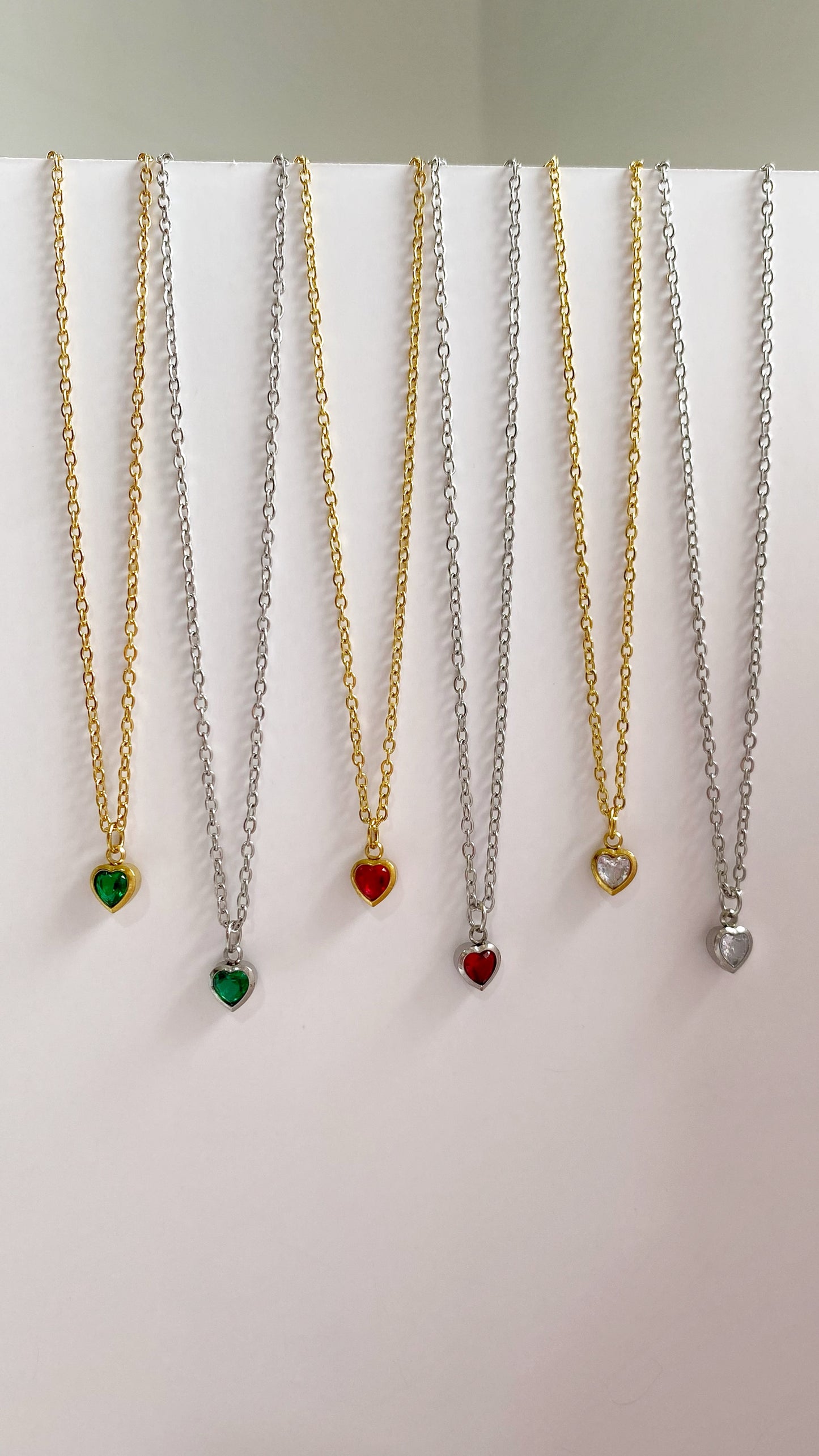 Cadena con zirconia de corazón