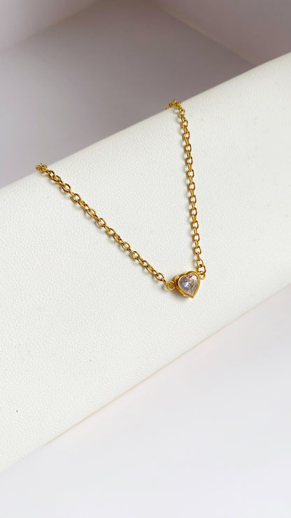 Pulsera con zirconia de corazón