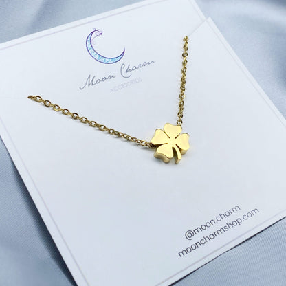 Cadena con trébol