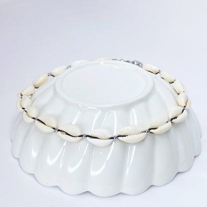 Collar de cowrie