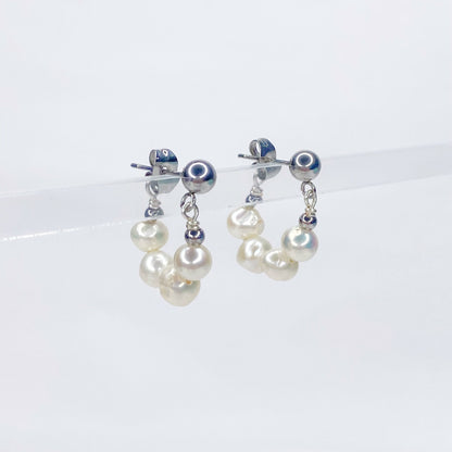 Arete de aro de perlas