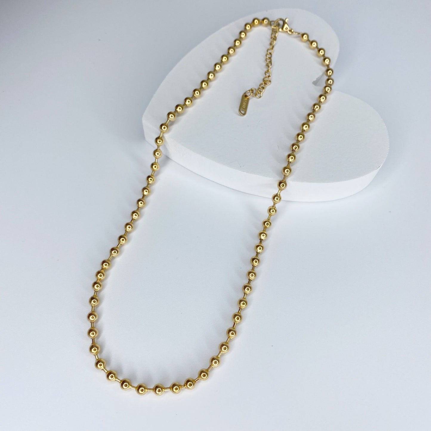 Cadena de bolas